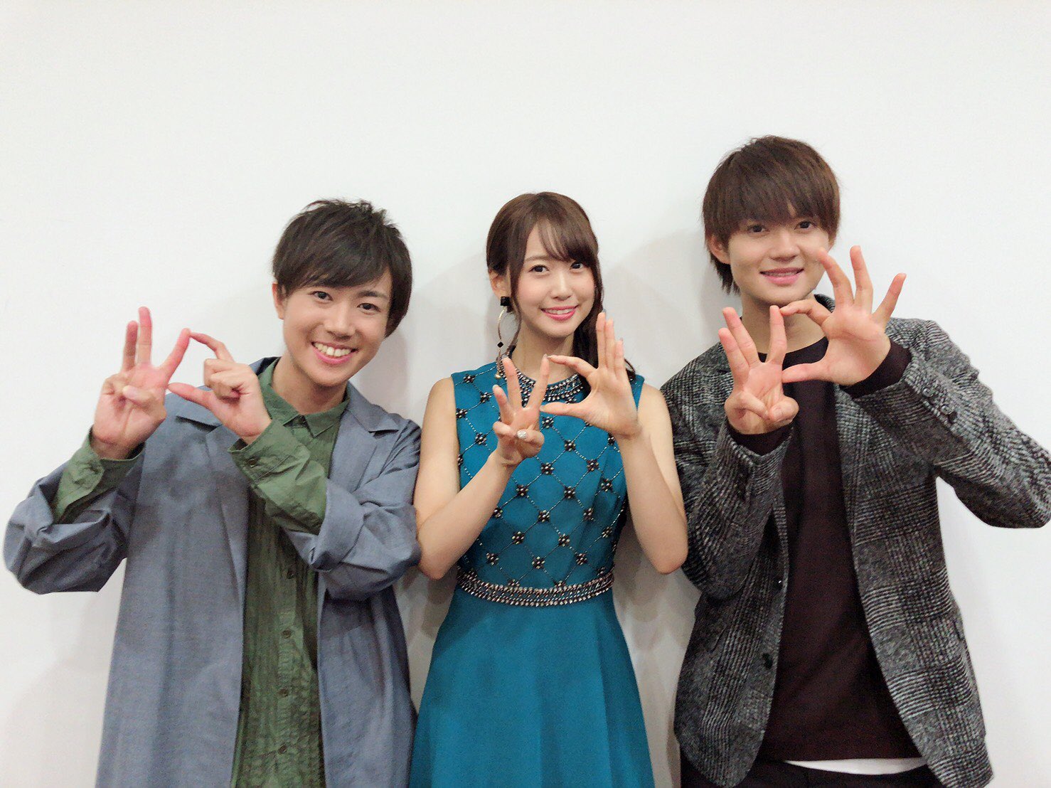 芹澤優 I Ris 映画3d彼女 アニメファン試写会ありがとうございました 初めてお会いする佐野勇斗さん とっても気さくで面白いし でもやっぱオーラすごかったぁ 芸能人 笑 つっつんが2人いるちょっと色葉としては不思議空間でした 上西くんは安定