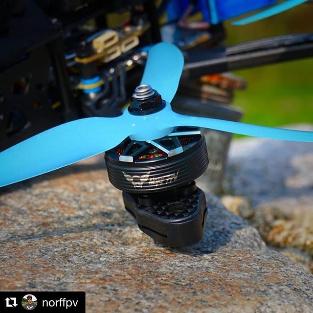 Flyingfolk (@flyingfolk_com) on Twitter photo Those NorfFPV Motors by <a href="/schubkraft_fpv/">SCHUBKRAFT FPV</a> 🔥🔥 they look so sexy I can't stop looking at them 😍😍
#schubkraft #GT36 #norffpv #flyingfolk #power #black #sexy #fpvaddicted #fpvfreestyle #droneoftheday #quad #quads #dronestagram #motor #drones #droneracing #… ift.tt/2CmOuv5 Those NorfFPV Motors by <a href="/schubkraft_fpv/">SCHUBKRAFT FPV</a> 🔥🔥 they look so sexy I can't stop looking at them 😍😍
#schubkraft #GT36 #norffpv #flyingfolk #power #black #sexy #fpvaddicted #fpvfreestyle #droneoftheday #quad #quads #dronestagram #motor #drones #droneracing #… ift.tt/2CmOuv5