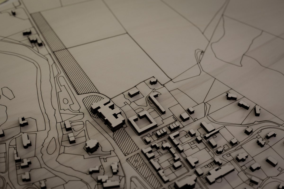 laser_flair's tweet photo. Here are some photos of the completed #sitemodel that I #engraved for Roxburgh McEwan Architects. The laser cut buildings really bring the #map to life! https://t.co/cCTzZGhUYD