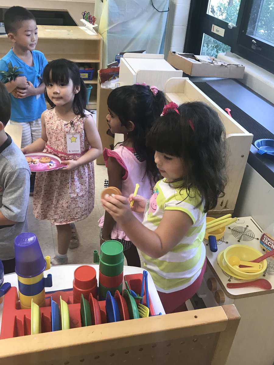 thurstonpre's tweet photo. Preschool is Engaged! #A2Engage #preschoolrocks #preschoollife @a2Thurston @A2schools https://t.co/cfqgsOVlKN