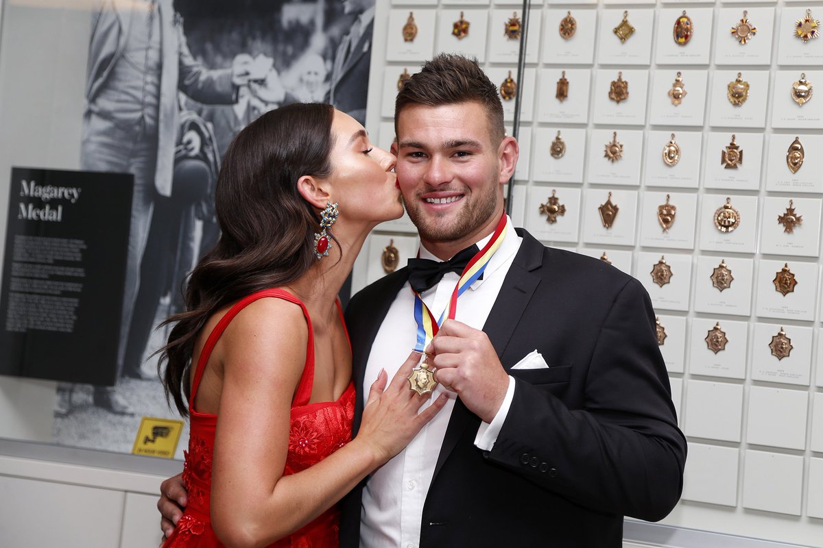 Here he is - the 2018 Magarey Medallist Mitch Grigg! <a href="/NorwoodFC/">Norwood FC</a> #MagareyMoments bit.ly/2wL2cT9 🏅