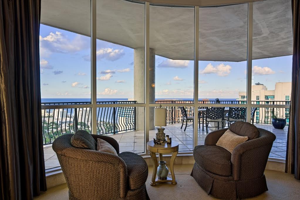 Dkhackett's tweet photo. Reduced - $10,000 Selling Agent Bonus!! For Contract Written in September! - https://t.co/SMG58NvnXM https://t.co/CKdpJqTy3a