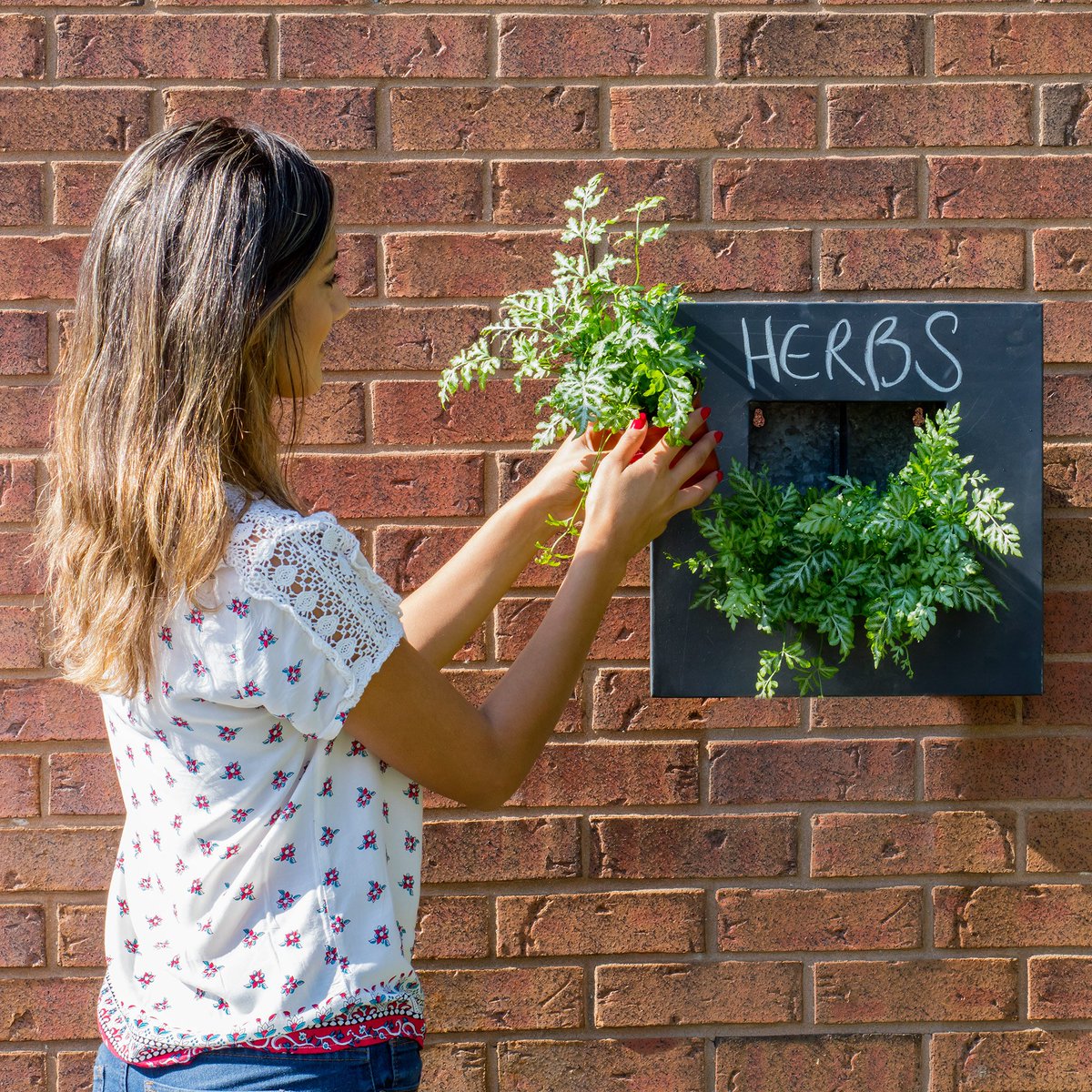 Herb garden anyone? Our #newproduct launch and a new addition to our team! 
#abbottgiftware #abbottcollection #wallgarden #metalplanter #wallplanter #spacesaver #newwaytogarden #smallspace