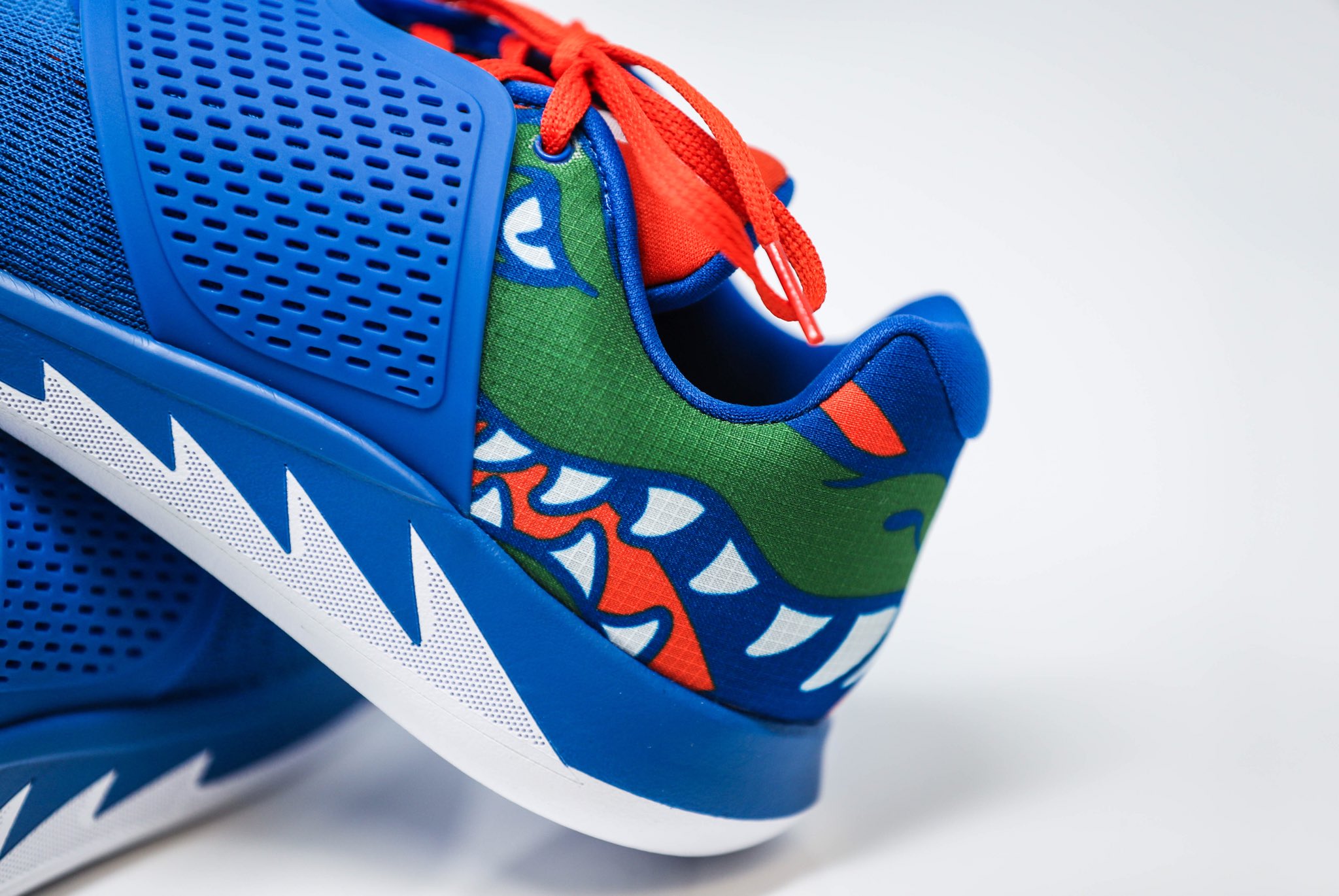 jordan grind 2 gators