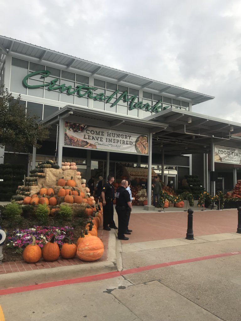 cmjsgates's tweet photo. Morning coffee & ribbon cutting at the new @CentralMarket in D13! The wait was worth it the store is beautiful and includes #RaveApples #MushroomTable 500 cheeses and lots more. Thank you @HEB for being a great Community partner! https://t.co/IAcuFy5qzE