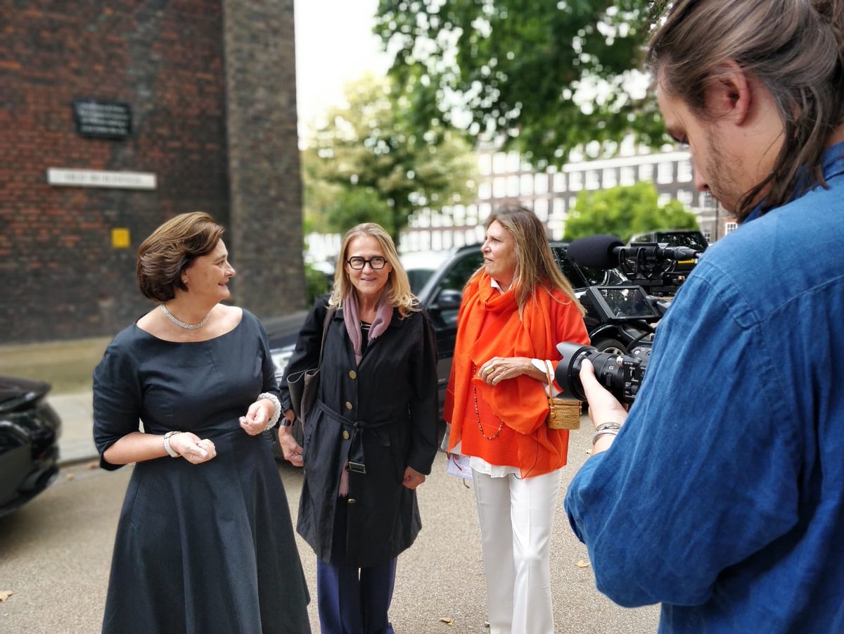 Mailander_RD's tweet photo. .@MonicaMailander support the @CherieBlairFndn, that empower women entrepreneurs in developing and emerging economies. #Mailnderworks #CherieBlairFoundation #women https://t.co/MJ4Hs7GpmP