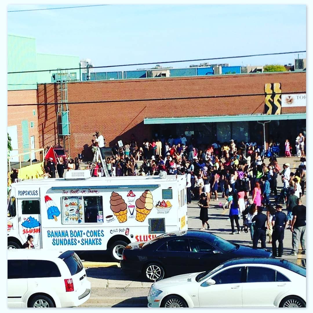 We combine caring, and wonderful #icecream, it's a very powerful combination. That's what for we are known ❤
#icecream #icecreamtruck #business #conference #corporateevents #event #gtasoftee
