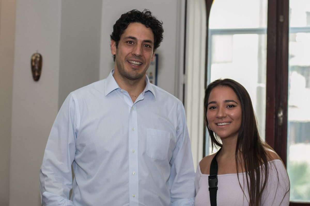 MirkoSalfate's tweet image. ¡Un honor haber tenido a la @PRINCESA_ALBA91 en nuestra radio @injuvfm 🎤!