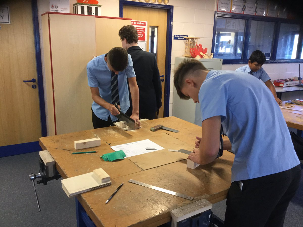 MrsLWilliamsDT's tweet photo. First practical of the year achieved for our Engineers ✅ @SJHSYear10 #developingnumeracyskills #accuracy #veryfocused https://t.co/W1vuHhTtOy