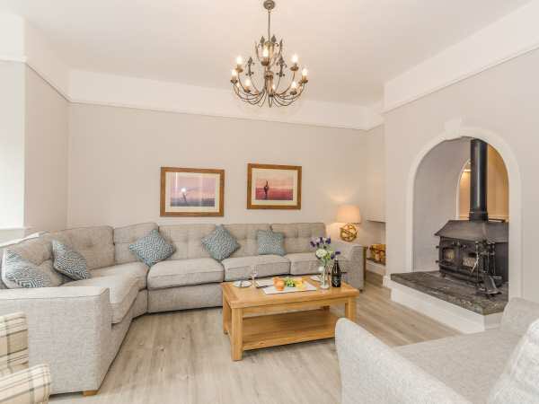 Graythwaite_'s tweet photo. The new fully refurbished keepers cottage in the perfect location for a quiet get away email estate@graythwaite.com to book #graythwaite #LakeDistrict #Windermere https://t.co/Ym8RUv4Hgy