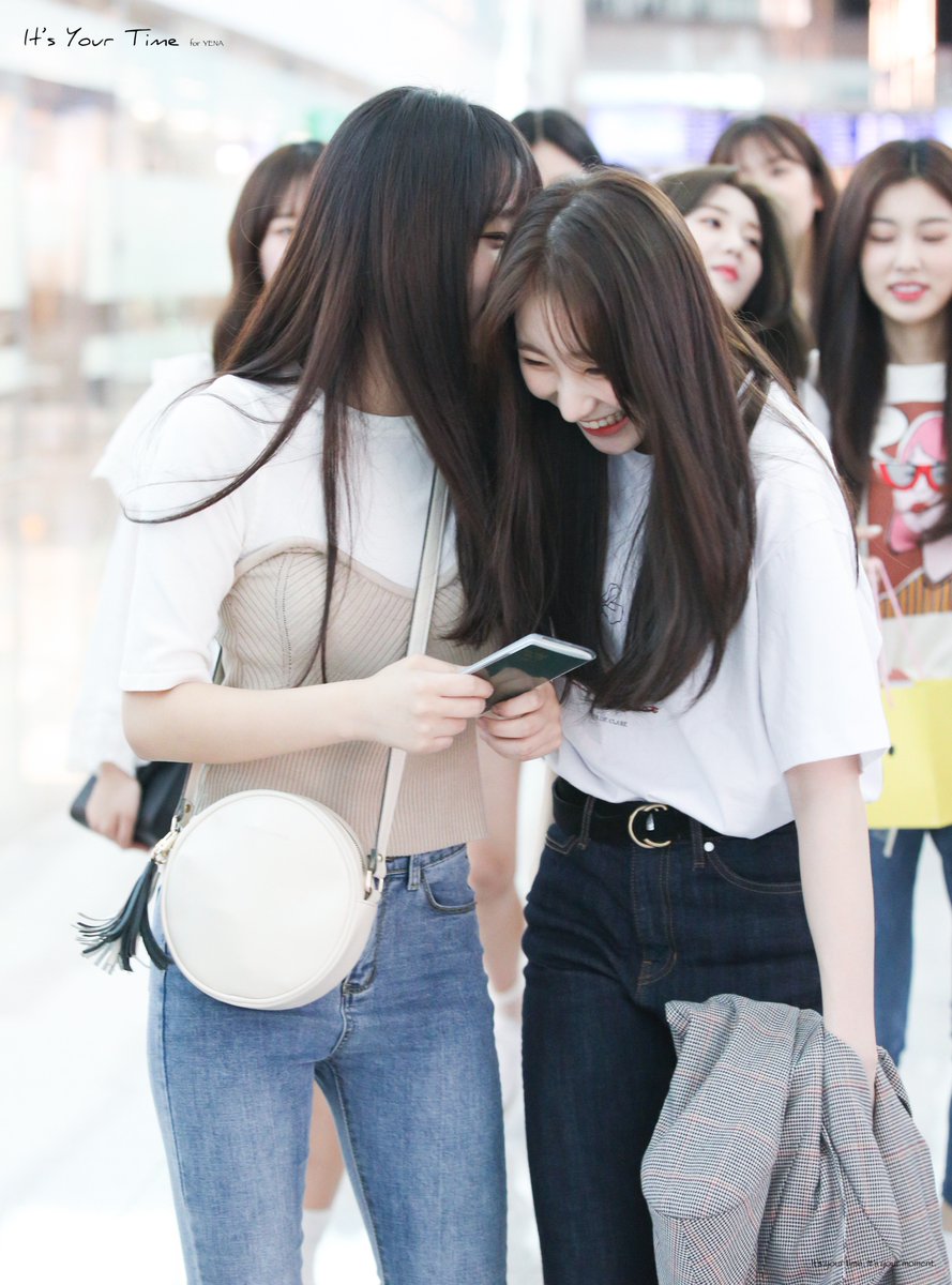 itsyourtime_yn's tweet photo. 180904 #ICN출국 HD

해피바이러스

#아이즈원 #IZONE #최예나 #ChoiYena #チェイェナ https://t.co/tKkfDFNZOI