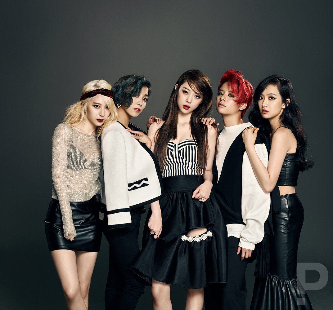 kaayyy09's tweet photo. Closing the day with my favourite photoshoot
#9YearsWithfx
#9Yearsfx https://t.co/VEzDiqgtFl