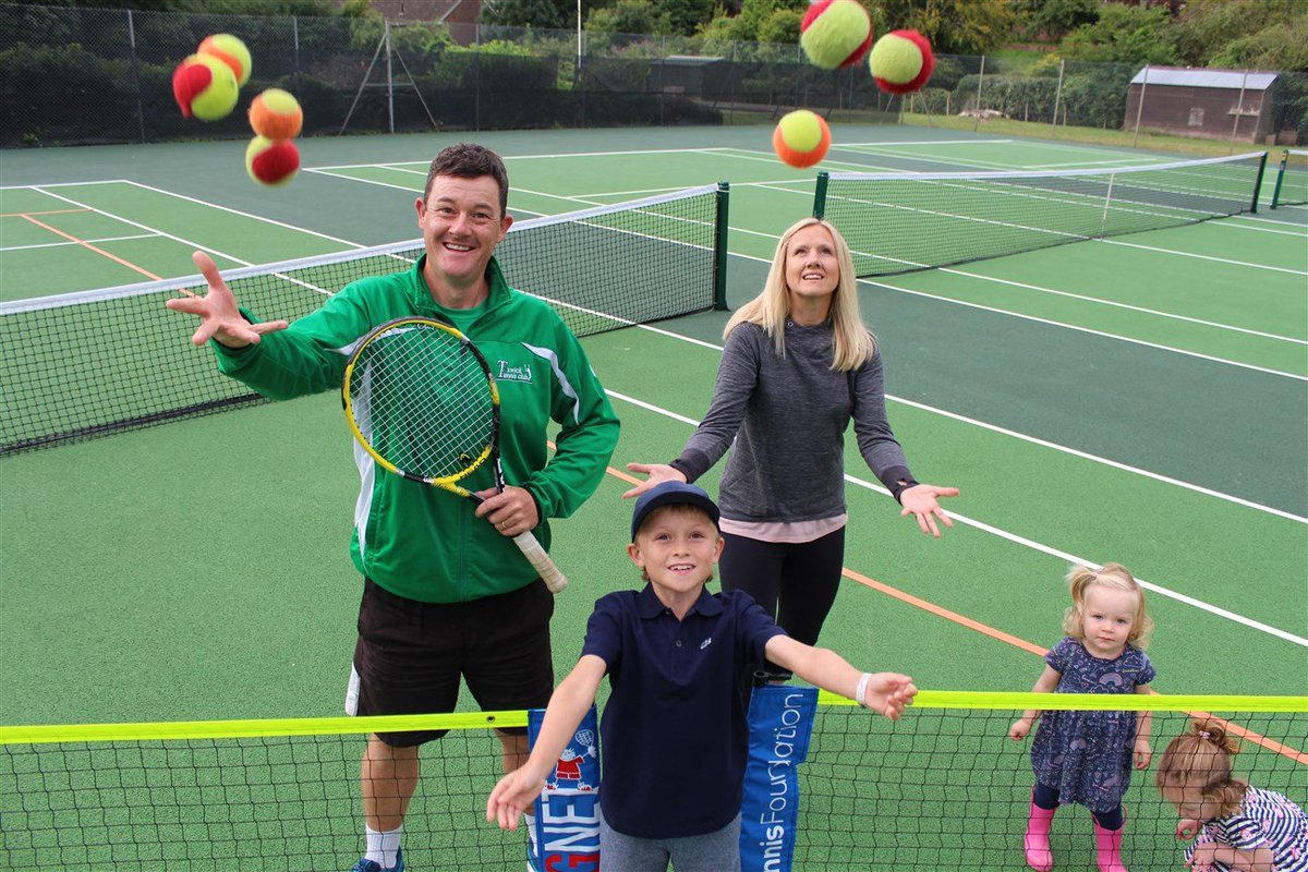 ExeterCouncil's tweet photo. Fancy taking up tennis? It's free to play at the newly refurbished courts at Cowick Barton Playing Fields. The City Council is working with @TennisForFree to deliver free 'turn up and play' sessions starting on 15 September. To find out more click here.
https://t.co/WDmGIPp6Bo https://t.co/BkfTfykgss