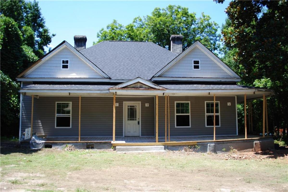 paige_bq's tweet photo. See a virtual tour of my listing on 115 Trussell Street #HoneaPath #SC #realestate https://t.co/OihM27dGhQ https://t.co/ii7MROMRzf