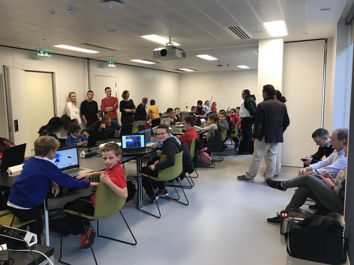 pamelaaobrien's tweet image. Really enjoyable return to @coderdojonenagh this evening. Lots of new ninjas and lots of returnees ... all coding in Scratch, microbits, html and Java
