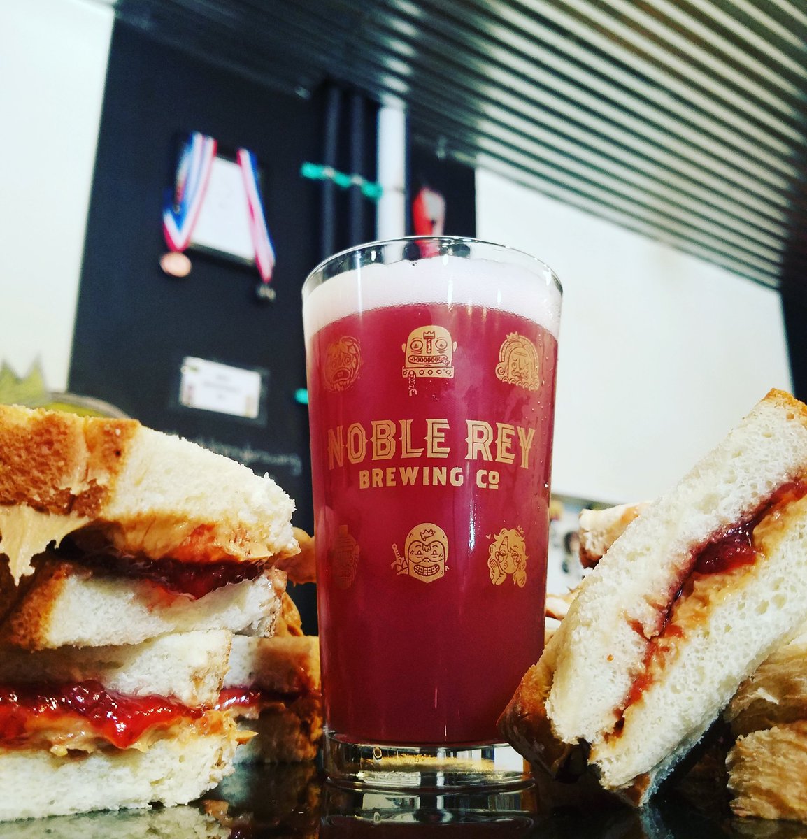 Just in time for back to school, this PB&J is just for mommy & daddy! Grab a pint of this in one of our taprooms or at you favorite local watering hole, #PeanutButterandJealous is back y'all #drinknoble🍺👑🤘 #pbjbeer🥜🍓🍞🍻