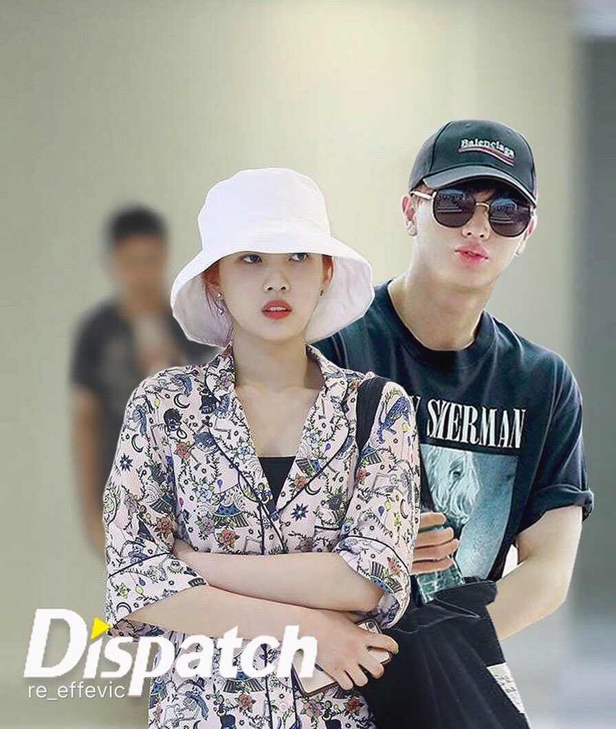 re_effevic's tweet photo. 😊 The slipper couple showed up at the airport and was found to be romantically involved🤣🤣🤣fake news 👌👆
#SungJoy #JaeJoy #Sooyoung #비투비 #yookjoy #성수부부 #쀼 #BTOB #육성재 #YookSungJae #Sungjae #RedVelvet #레드벨벳 #HotJoy #박수영 #ParkSooYoung #bbyu #rvjoy #btobrv https://t.co/6BOBNa9Ycy