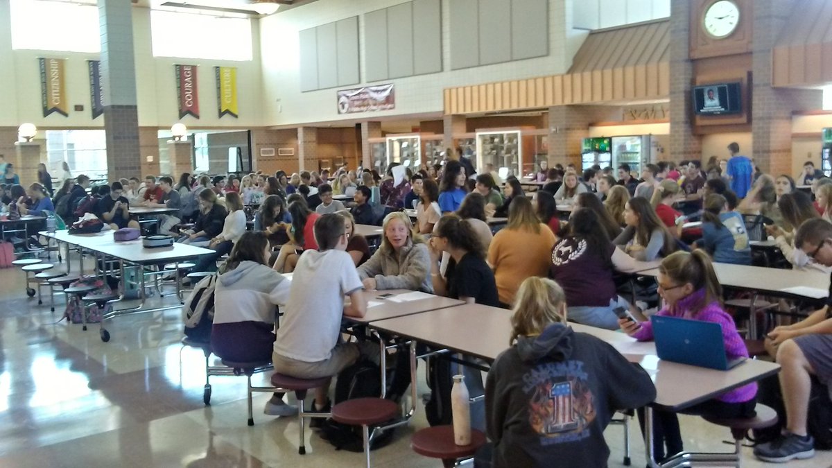 CalumetKeyClub's tweet image. Another great call-out meeting! Thanks for having me Crown Point Key Clubbers!