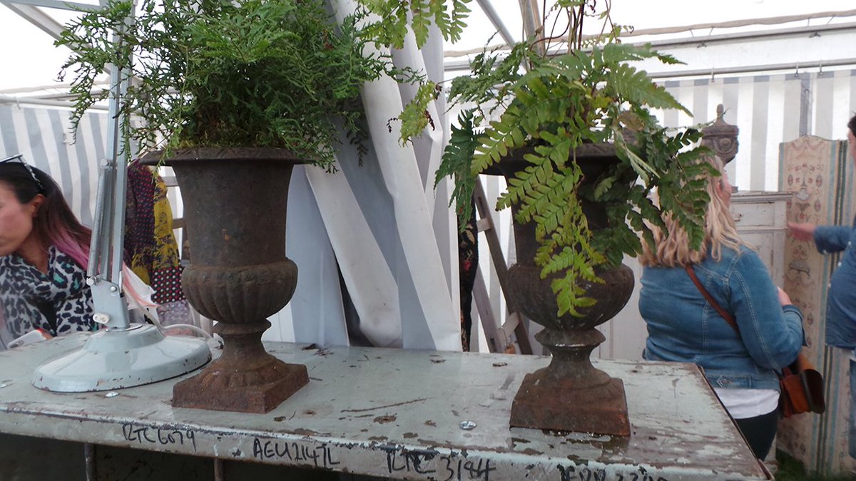 We are delighted to have been chosen as Fair of the Month from <a href="/homes_antiques/">Homes & Antiques</a> for September!
Pick up your copy and get 2-4-1 on entry tickets to our Big Brocante on 21- 23 September.
Info here - bit.ly/BigBrocante