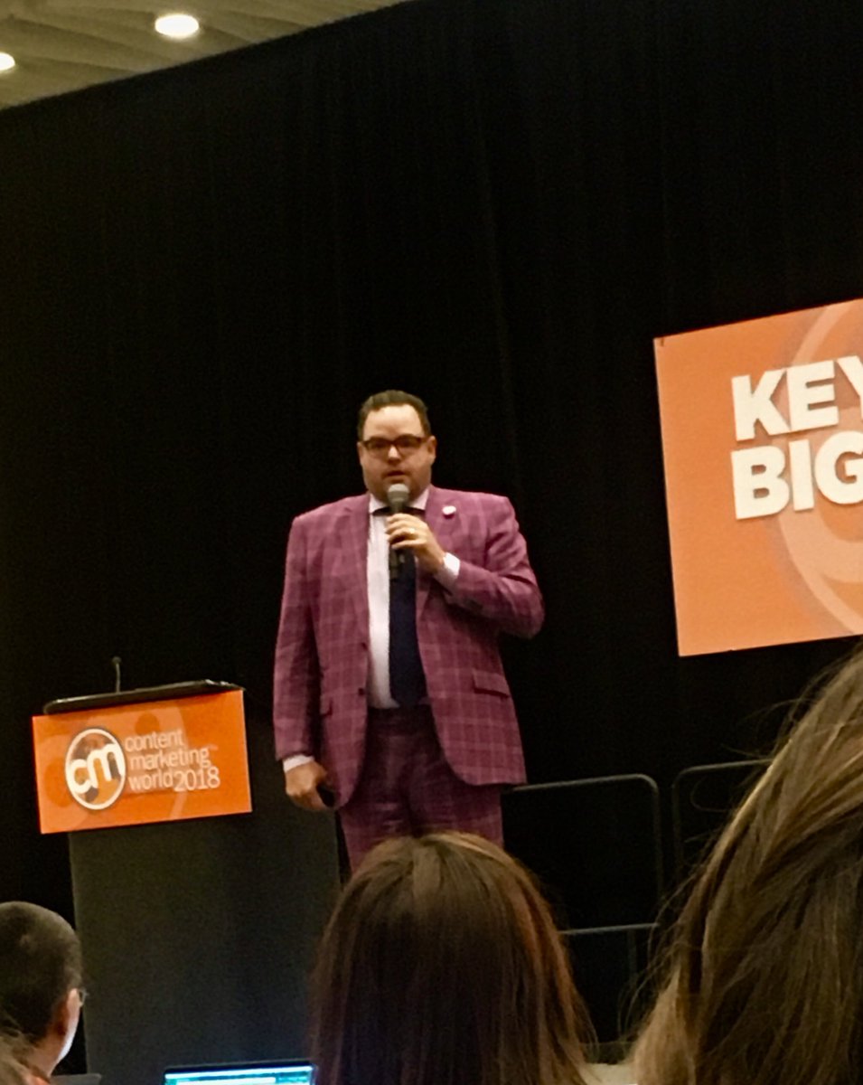 @jaybaer killing it as always at #cmworld: do something different and people will talk. #sameislame