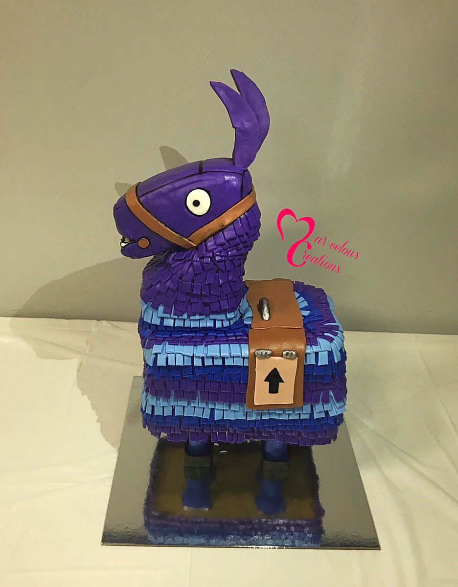 Bklyn_Mar's tweet photo. Llama #customcake #fortnite #lootpinata #cake #bday #fortnitefan #videogame #baker #cake #dessertmaker #candy #pinata #cakeart #cakeartist #cakedecorator #wpbcakes #southflorida #mar_velouscreations https://t.co/DjQkPsg9Dh