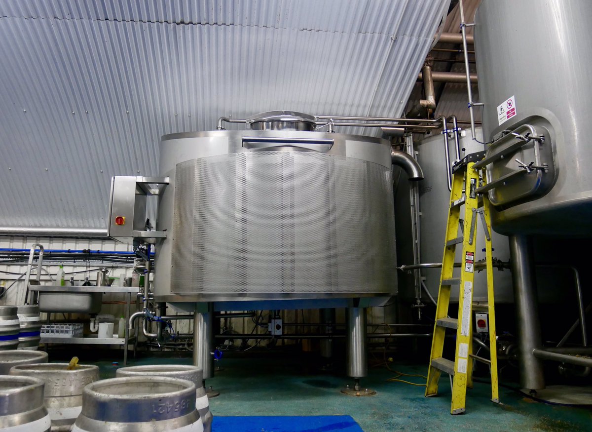 FivePointsBrew's tweet photo. Say hello to our brand new whirlpool vessel! This awesome piece of brewkit will improve beer clarification and brewing with greater hop aroma. Can't wait to get brewing with it 💪 https://t.co/xXMk8uHPbN