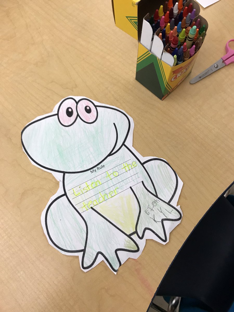 MrsSoleimani's tweet image. We learned about our class mascot Mr. Froggy and how he learned to make good choices in school! #Kindergarten #classrules