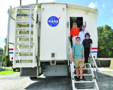 Retired chief reflects on 31 years in the Navy | StarkeJournal.com buff.ly/2NoVQTi