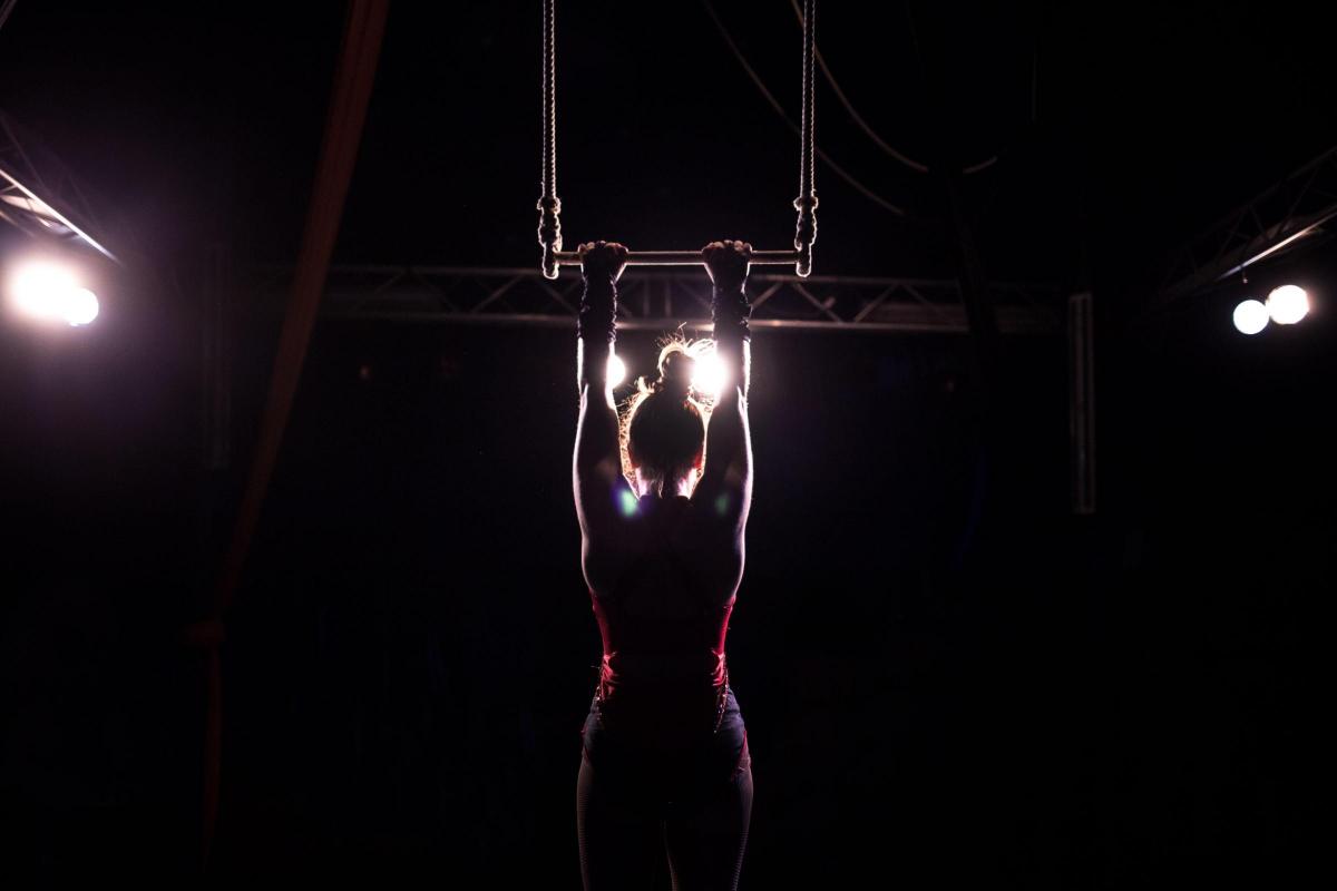 PlatformGlasgow's tweet photo. In TWO DAYS the first EVER @ScotCircusFest kicks off at Platform with performances of Ringside by @ellie_dubois &amp; Liquid Sky in association with Bassline Circus, @FERAL_Arts &amp; @NTSlive
There are still some tickets left for the programme so snap them up at https://t.co/UzctcyojWf https://t.co/YHZTCcnNQU