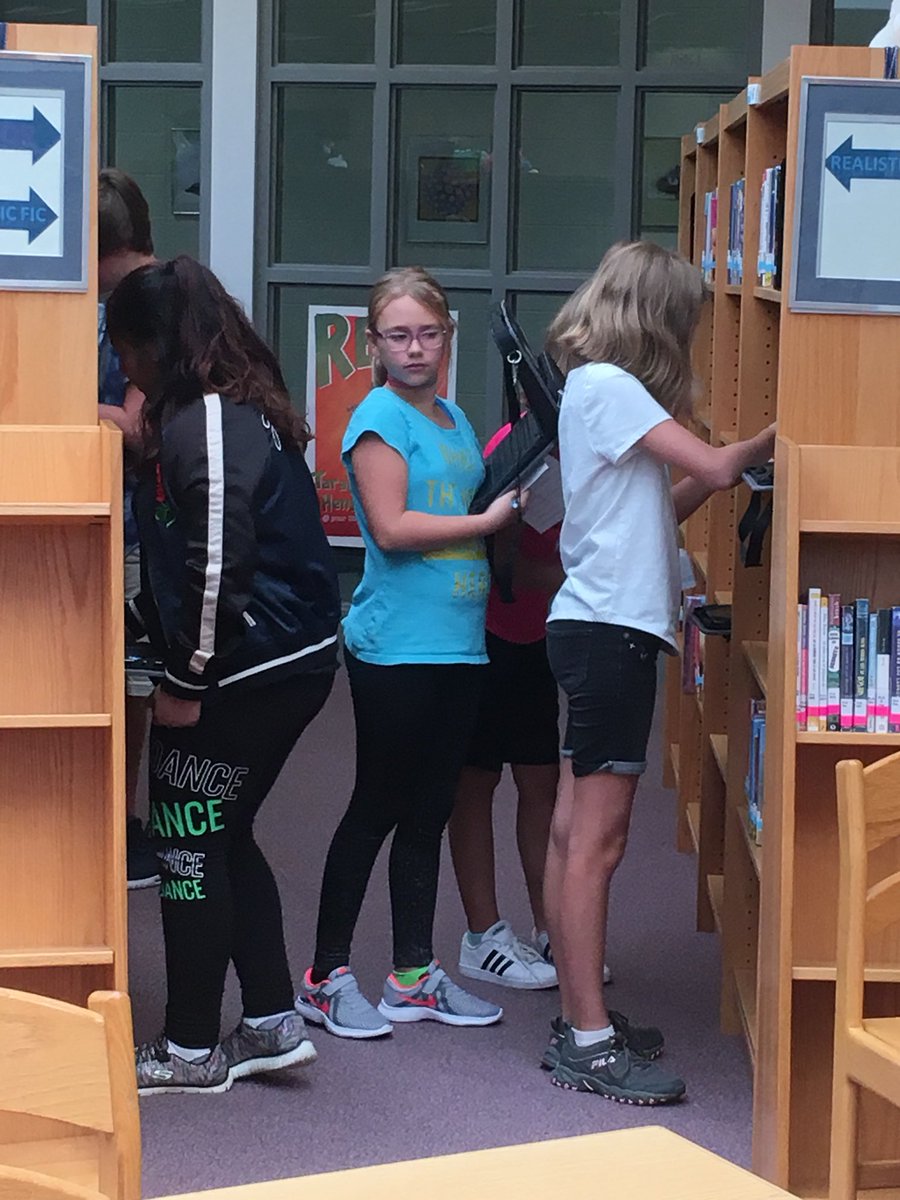 Sandy Burkhart tweet media