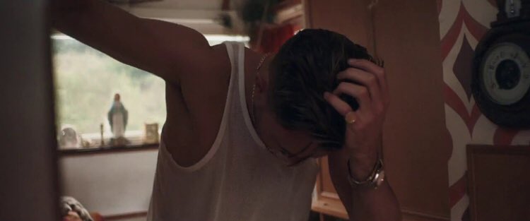 LeraTyman's tweet photo. Mood: Theo Hutchcraft https://t.co/WTx96fRHTO