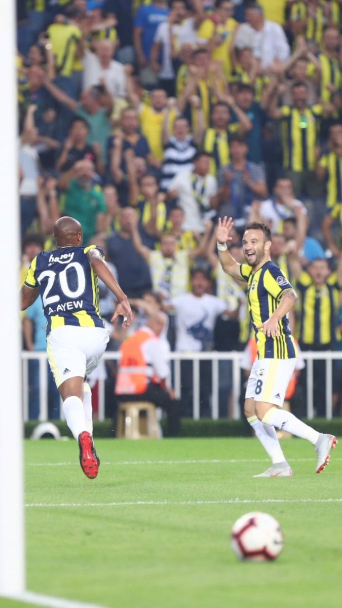 Ayew😎
#Fenerbahçe #yabancısınırınahayır #transfermarkt