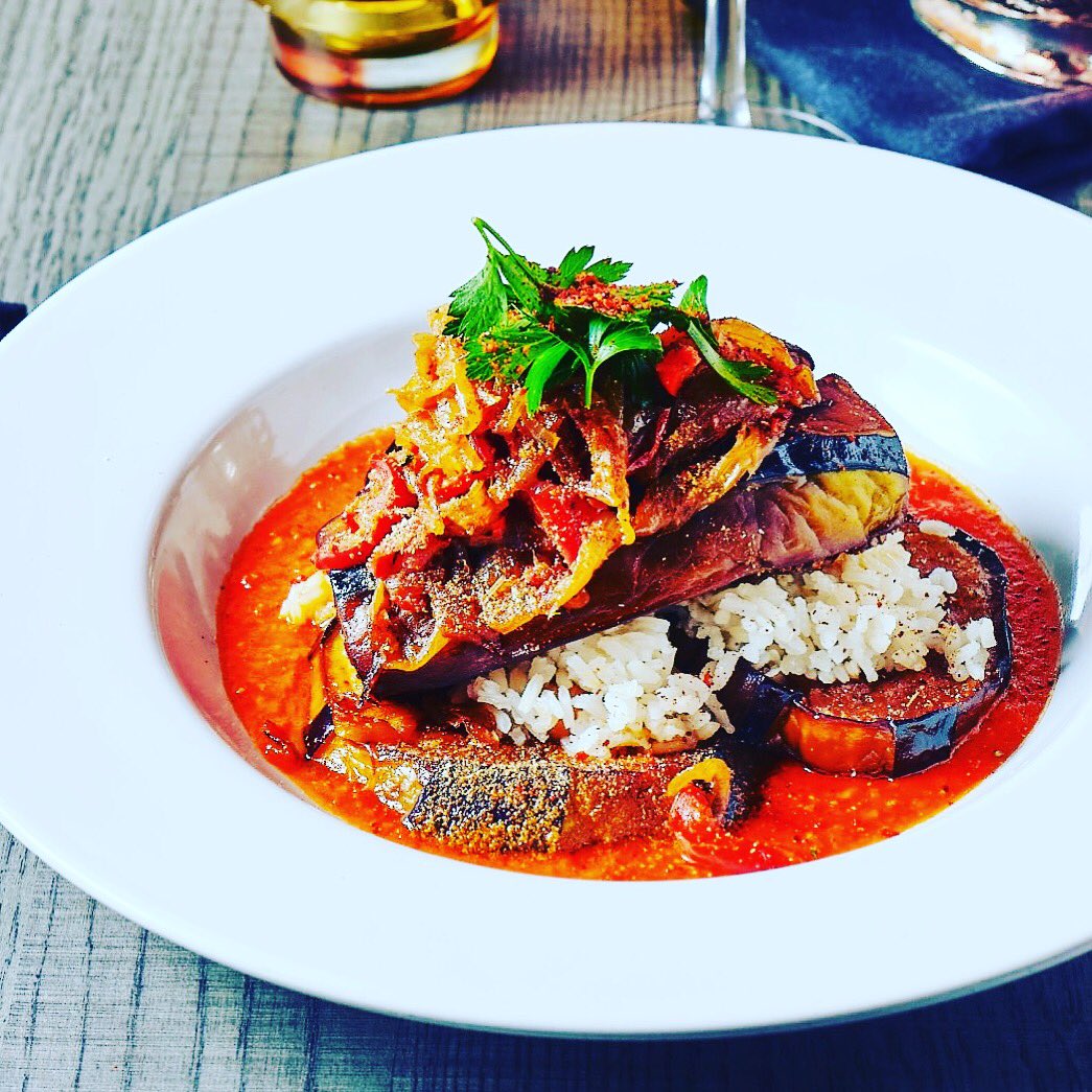 #stuffed #eggplant with #caramelized #onions #bellpeppers served with #rice #fresh #tomatoes #sauce .
.
#eatguidenapa #visitnapavalley #delicious #eating #yelp #lunch #napavalley #winecountry #vegetarian #glutenfree #healtyeating #lovefood #foodigram #bayareafoodie #foodie #food