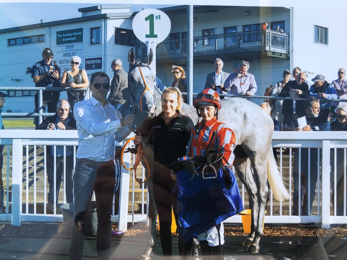 Pauljhgeorge's tweet image. Another winner for our superb team Princess Way wins for @DavidRenfree and @rhiain_ingram at @FfosLasRC. Horses are on fire at the moment .. thanks to @Trade_Access and @DodsonHorrell #feedtowin #paulgeorgeracing #winner