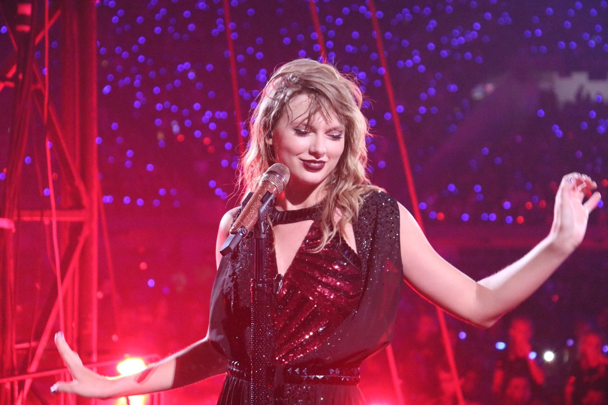 taylornation13's tweet image. #PCAs nominations are in and #TaylorSwift is up for #TheFemaleArtist, #TheConcertTour (#reputationTour), and #TheSocialCelebrity! RT this + the tweets below to vote ✨