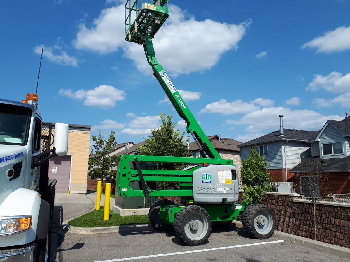 GTAequipment's tweet photo. Need a lift? You rent, we can deliver! .
.
.
#gtaequipment #lift #delivery #heavyequipment #genie #z45 #needalift #oakville #gta #equipment #equipmentrental #truck #oakvilleontario #toronto #workday #burlington https://t.co/ADnzmqsaGA