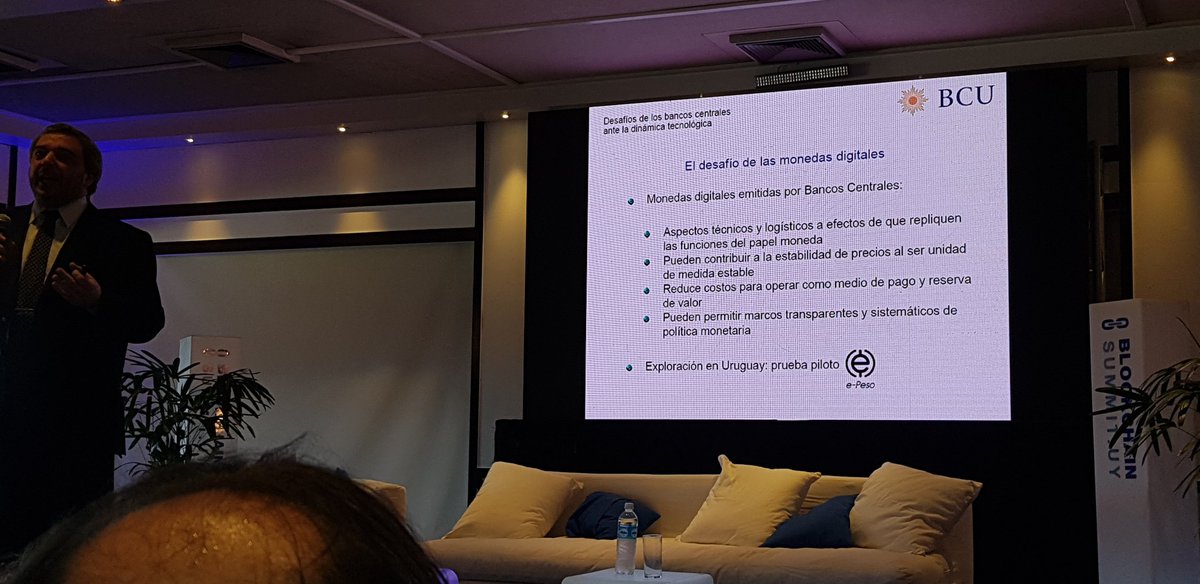 AmilcarPerea's tweet photo. "Tuvimos una prueba piloto de Moneda Digital en @BancoCentral_Uy con #RobertoGiori&Cia, @IN_Switch @IBM @AntelDeTodos y @redpagos, la prueba tecnológica fue muy positiva..vamos camino a tener una moneda digital..Estamos en etapa embrionaria" @MarioBergara en #BlockchainSummitUy https://t.co/59rCIsR3PE