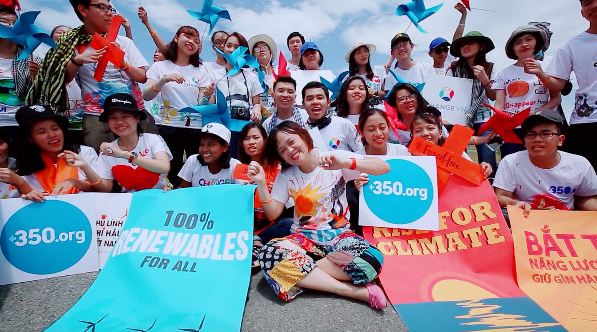 honghoangchange's tweet photo. Vietnamese youth who #riseforclimate #REforall #climateaction #350dotorg #VietnamClimateLeadershipCamp #youthempowerment https://t.co/oM0re32X3Q