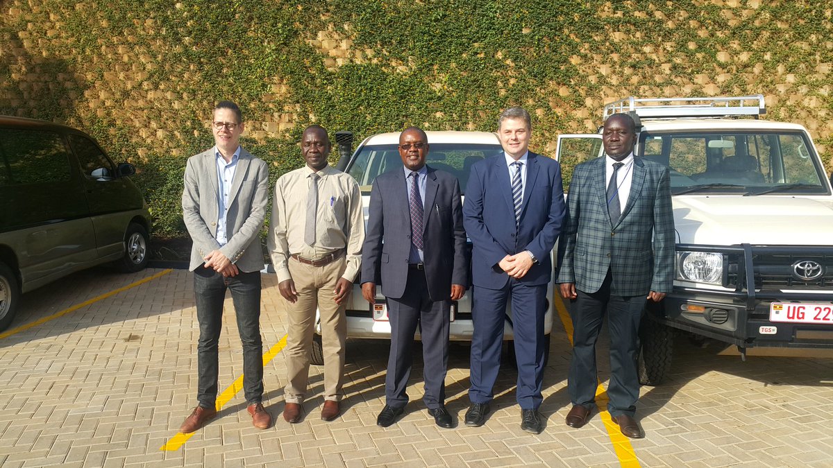 #MWEworks:<a href="/giz_gmbh/">GIZ</a> Head of Programme Dieter Anders handed over 2 vehicles to <a href="/min_waterUg/">MINISTRY OF WATER AND ENVIRONMENT 🇺🇬</a> Permanent Secretary Alfred Okot Okidi for field operations in Kyoga Water Management Zone in Mbale district. <a href="/alfayole/">Alfred Okot Okidi</a> <a href="/dwrmug/">DWRM Uganda</a> <a href="/Parliament_Ug/">Parliament of Uganda</a> <a href="/wakojoel/">Wako Joel</a> <a href="/UgandaMediaCent/">Uganda Media Centre</a> @VisionGrp <a href="/uwasnet/">Uganda Water & Sanitation Network 🇺🇬</a>