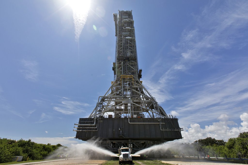 Along the Way to Launch Pad 39B via NASA ift.tt/2NRaWh0