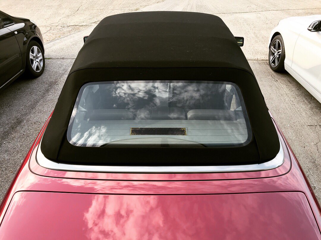 dclassauto's tweet photo. This E220 convertible leaves with a new convertible hood and beige inner lining to complete its clean exterior looks
#mercedes #mercedesbenz #e320 #e220 #dclassauto #mercedesownersclub #eclass #eclasscabriolet #w124 #w124cabrio #convertible #wheelwednesday #mercedesw124 #w124club https://t.co/0uMZMBgnfL