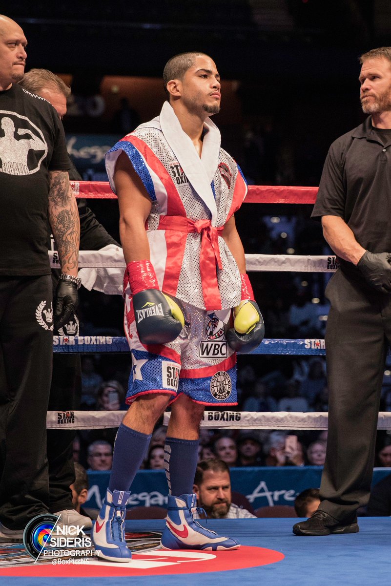 StarBoxing's tweet photo. Just over two weeks separate us from #RockinFights 32 at @TheParamountNY! We need to know, are you:
#TeamGonzalez @Elgallodanny or #TeamHernandez @JohnnyHitmanH #GonzalezHernandez @abousaboxing @universalboxing @BoxingNewsED 🎟️ https://t.co/s8xnMudk0L
📷 @BoxPicsNS https://t.co/waWFYYE3WQ