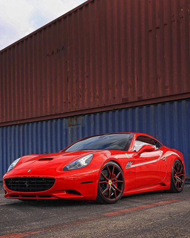 📸 <a href="/raymondneice/">Raymond Neice</a> | Verona

#xoluxury #xoluxurywheels #ferrari #california #ferraricalifornia xoluxurywheels.com