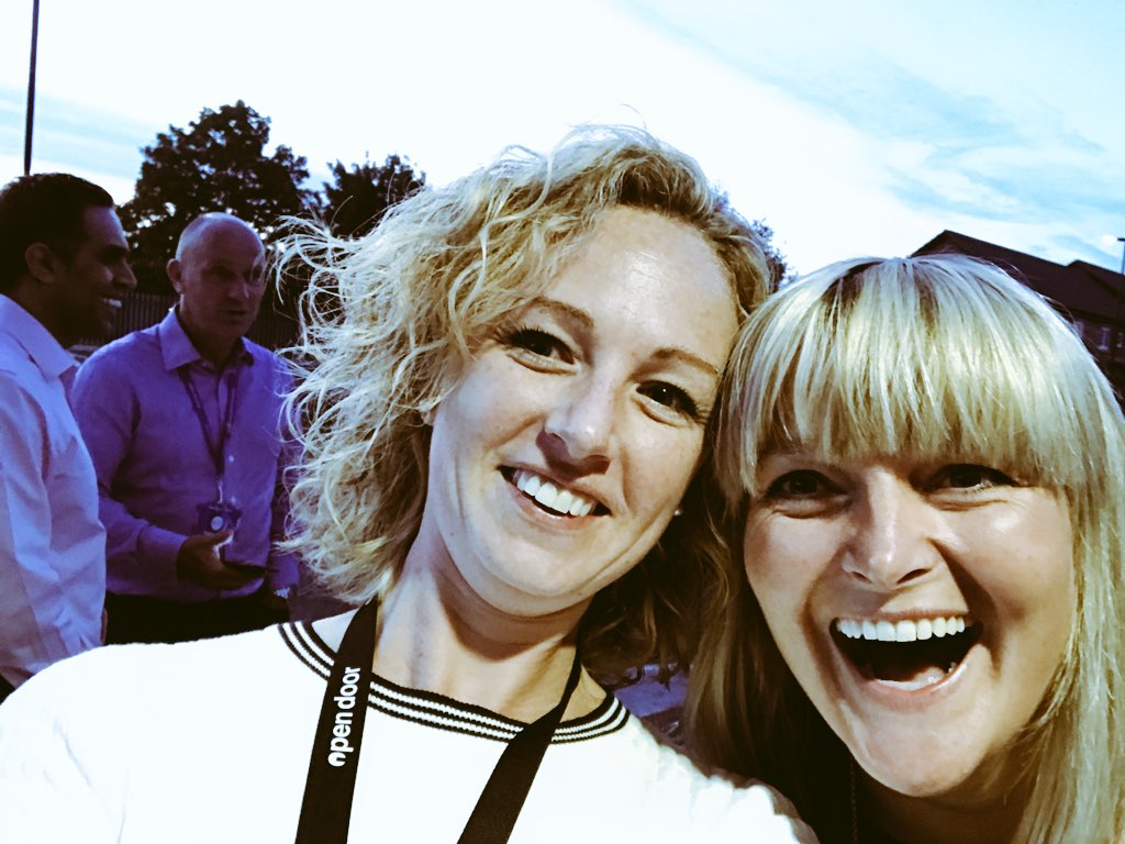 BexLawrence_od's tweet photo. Live on #SOchathour @SOchathour @amynettleton1 @nickatkin_hh @AsifChoudry @HaltonHousing @OD_Properties #howmanychins?! https://t.co/DlHW1Ff8LM