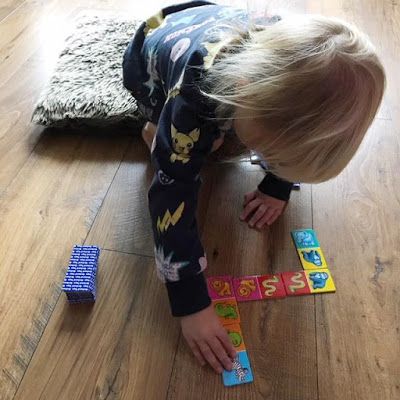BreastestNews's tweet photo. We adore @OrchardToys in our house and their new Mini Games are just amazing! Perfect for taking on travelling trips https://t.co/Qx5mufw3ZL #OrchardToys #MiniGames #Dominoes #buildabeetle #OrchardToysGames https://t.co/ely3GgoMdm