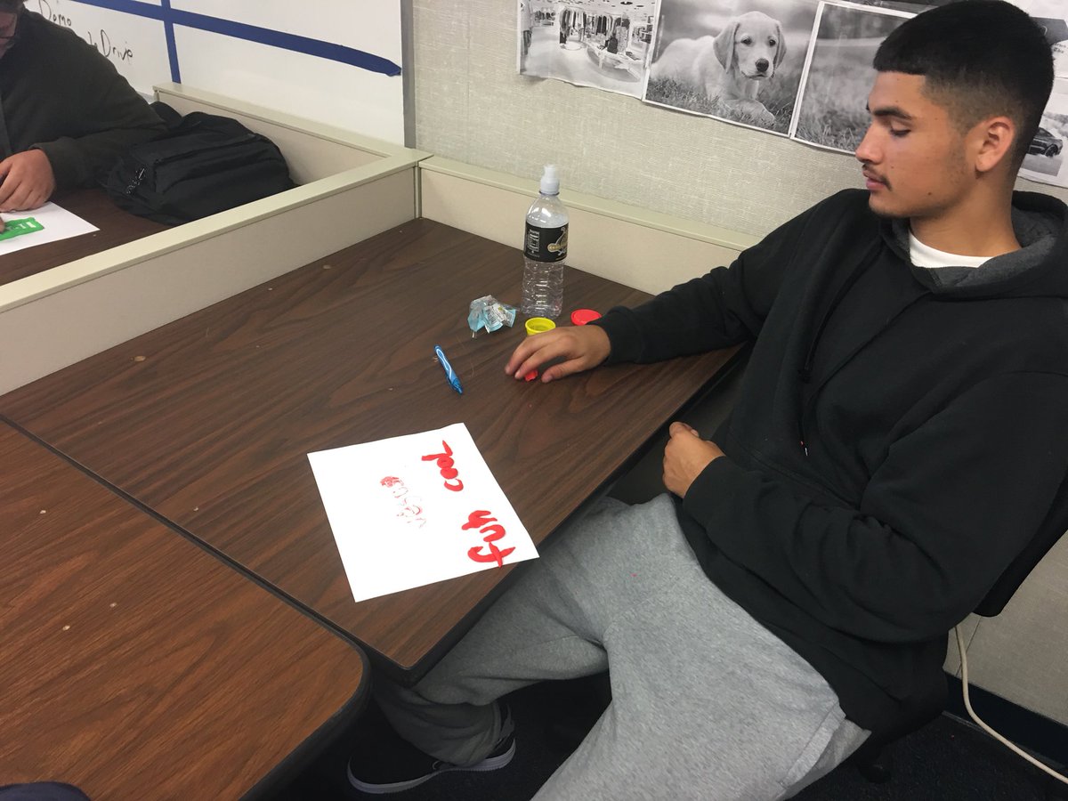 CabrilloAGL's tweet image. AGL students creating something that represents who they are with PkayDoh. Part of the #pirateteaching . Next students write a paragraph describing why this is important #proudtobeLBUSD #linklearning @ItsonChris #JAGPride