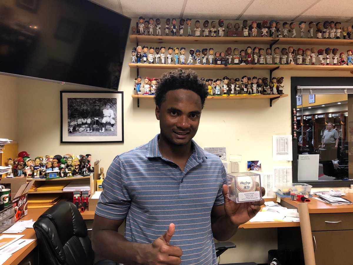 bonnett_scott's tweet photo. .@Pirates Pablo Reyes with his 1st #MLB hit. Welcome to The Show. https://t.co/etPM6H99SB