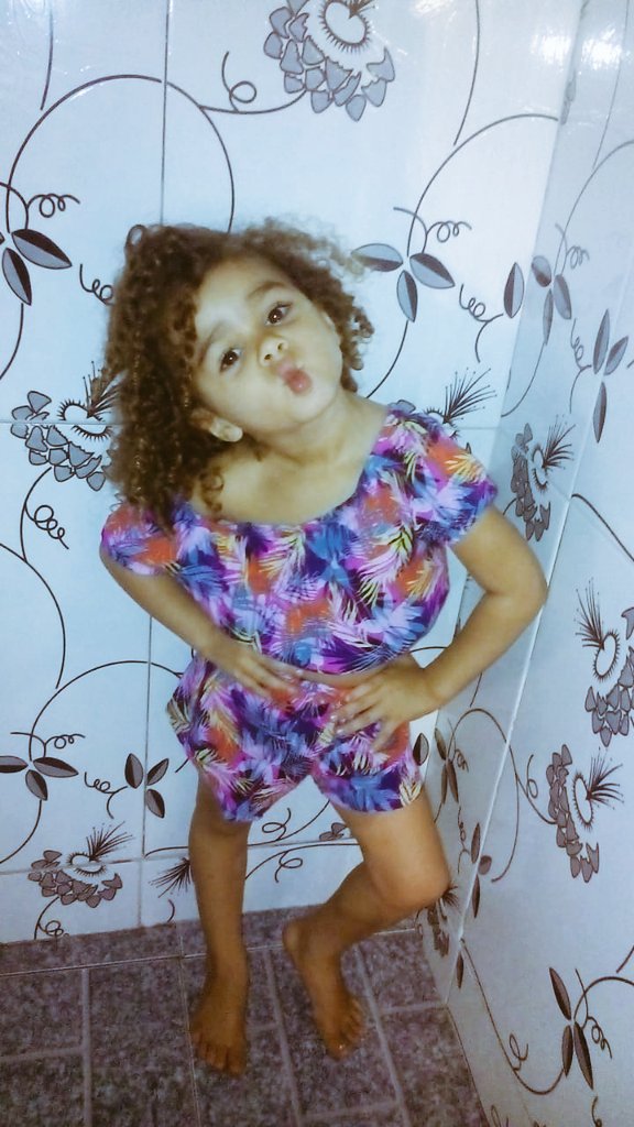 IngridA80039211's tweet photo. O anjo mais lindo Deus me deu 😍👸
#Minhaprincess 
#meucoraçãoforademim ❤ https://t.co/A3TlmfAhul