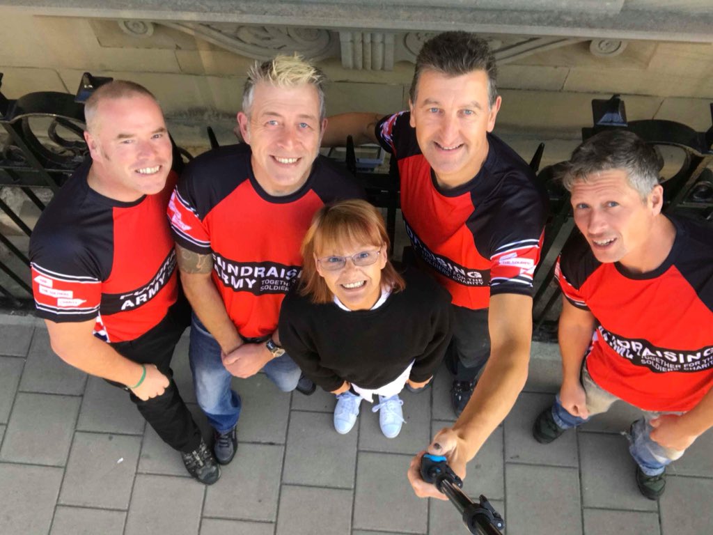 trudydavies1964's tweet image. #TurnOurTownRed Frontline Four Paul Jones, Paul Avery, John Dunkley, Carl Pugh #Abfwalk #100kmwalk challenge they will walk the 100km distance in one hit donations sent to Woosnam &amp;amp; Davies News, Llanidloes, Powys Sy18ef.
Or donate to link
…-frontline-walk-2018.everydayhero.com/Uk/paul #CountdownToPeace