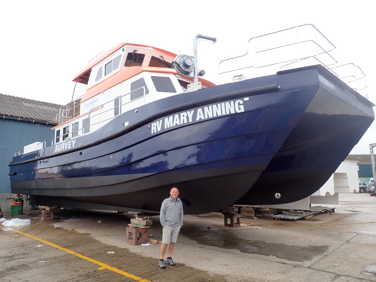 SEACAMS2's tweet photo. Happy Skipper and new vessel, 8 weeks to sea trials. Swansea University.
@swanscience @MBSociety @MaryAnningRocks  @LymeRegisMuseum @Lymeregis_news @MBSociety @MarBiolNews @SwanseaUni https://t.co/NZuRVWVtqR